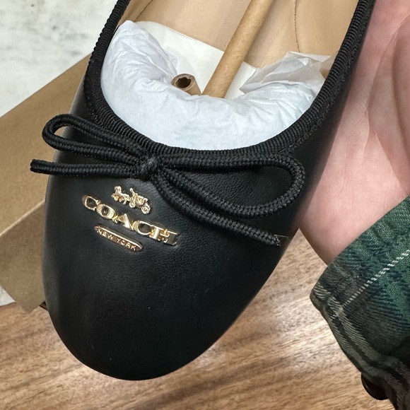 COACH ALINA BLACK LEATHER BALLET FLAT BRAND NEW NWT UNWORN W/ BOX
